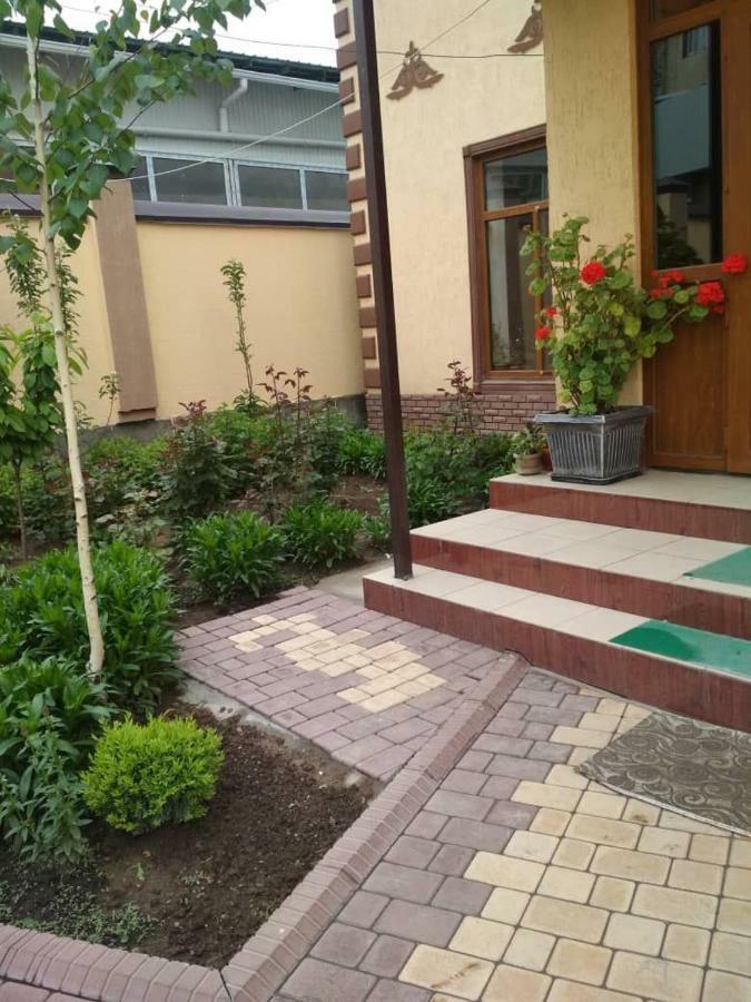 Medi Guest House أوش المظهر الخارجي الصورة