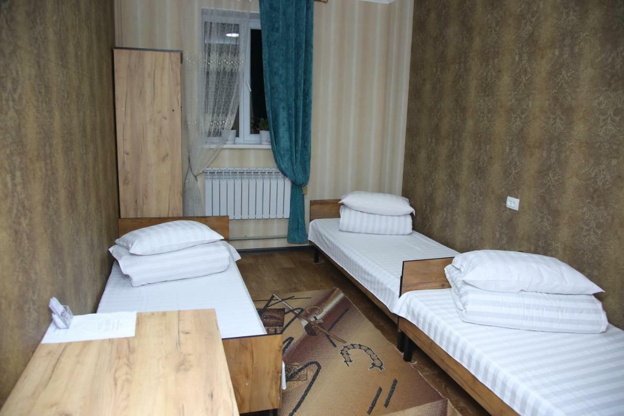Medi Guest House أوش المظهر الخارجي الصورة